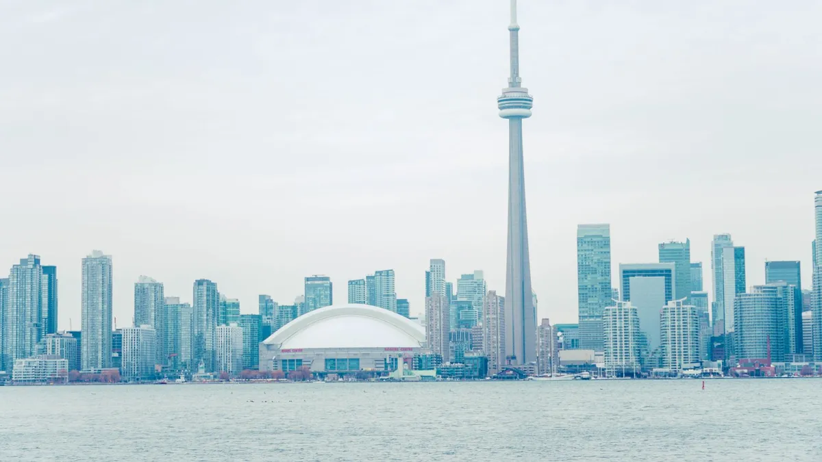 Toronto skyline architecture