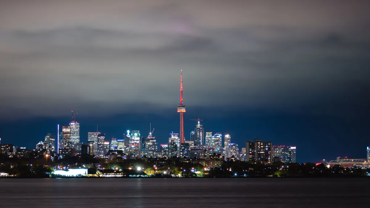 Toronto skyline architecture