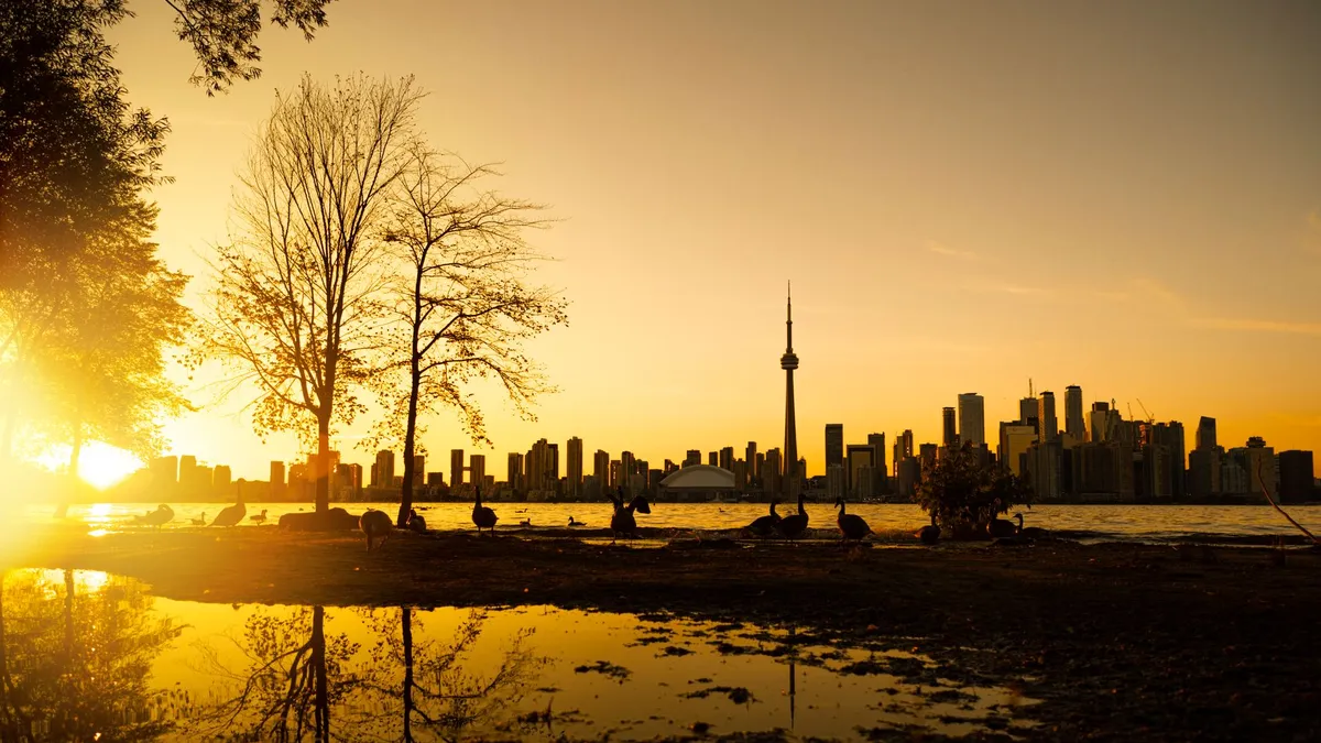 Toronto skyline dusk