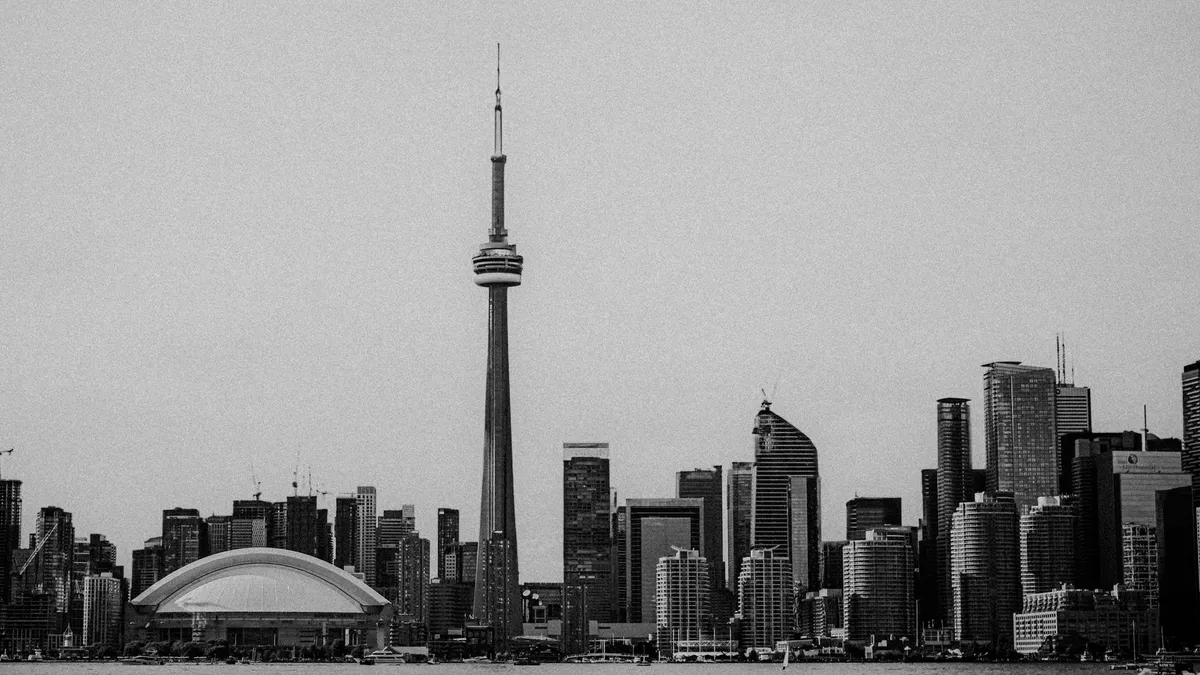 Toronto skyline architecture
