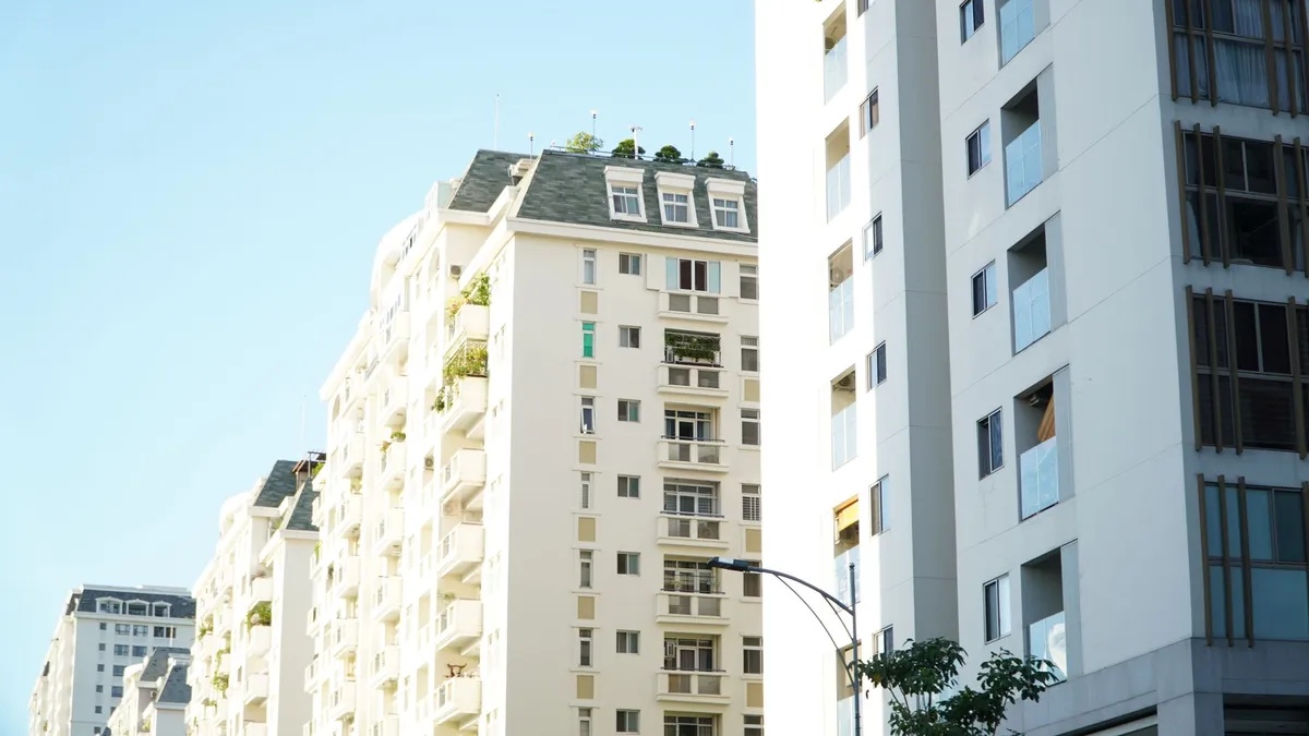 Understanding the Risks of Buying Pre-Construction Condos