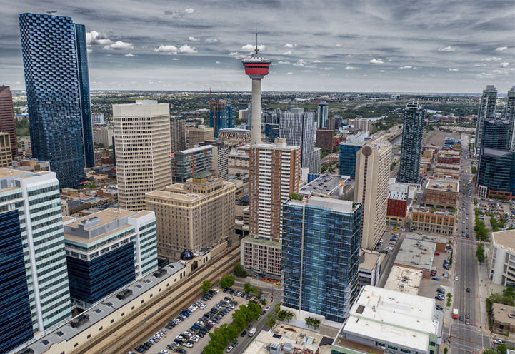 Gallery Condos Calgary - Thumbnail 3 - Premium condo development gallery image