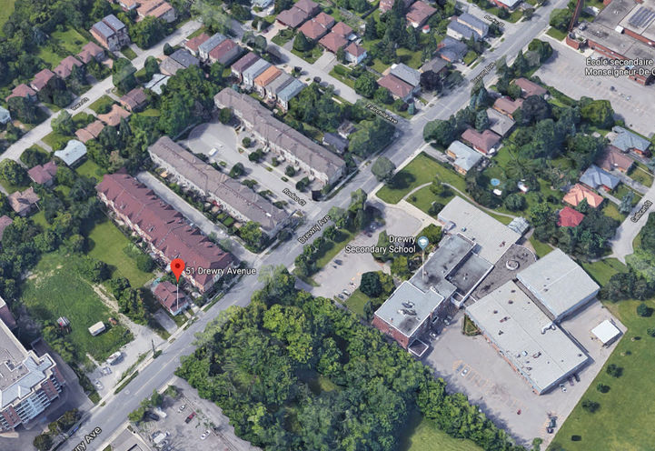 Ruby Condo - Thumbnail 2 - Premium condo development gallery image